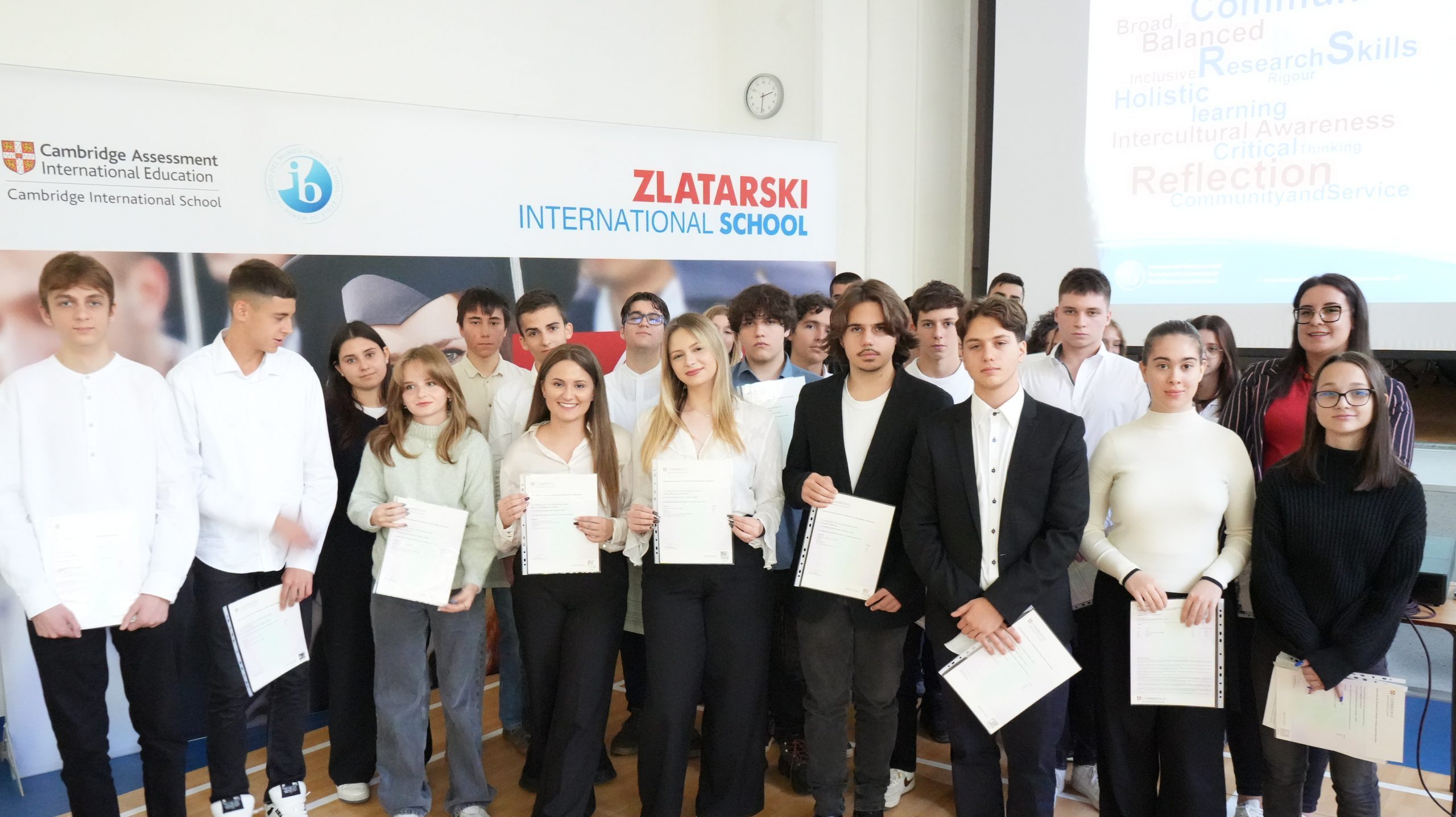 Cambridge IGCSE: Блестящи резултати на учениците на Международна гимназия Златарски през 2024 година